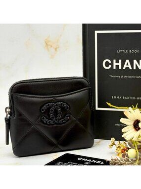 Chanel 19 Fragment Case Wallet